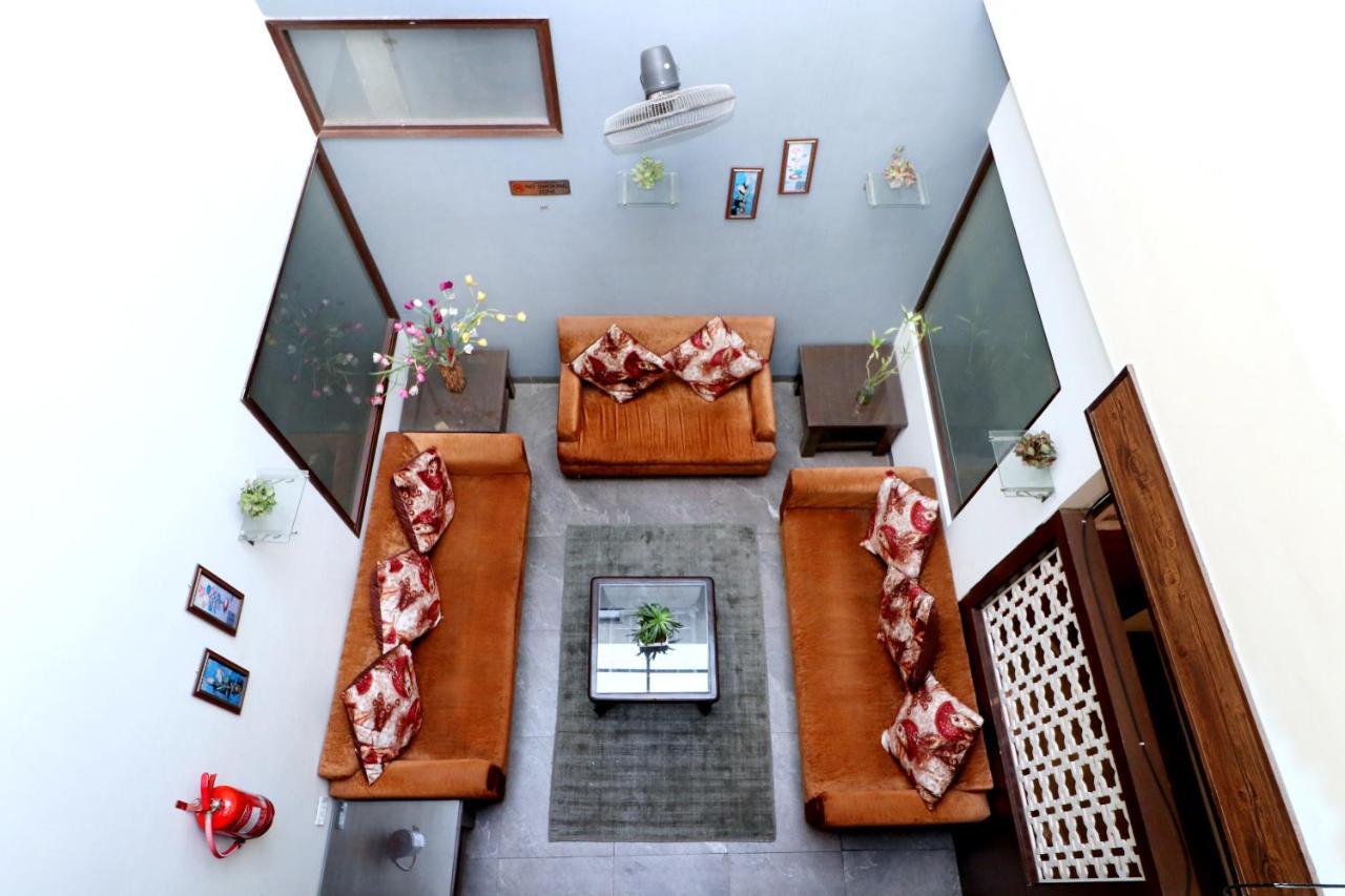 Seven- Center Of 3* Chandigarh